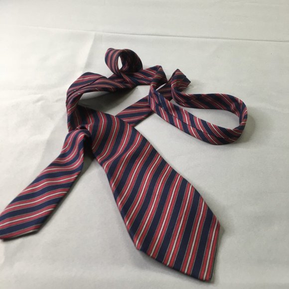 Vintage Valentino Cravatte Mens Tie Necktie Red Black Stripe Classic Pointed - Picture 2 of 7